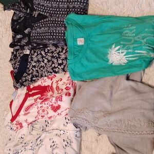 Size Large Tops Bundle
